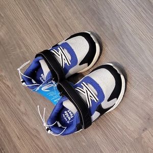 Toddler sneaker